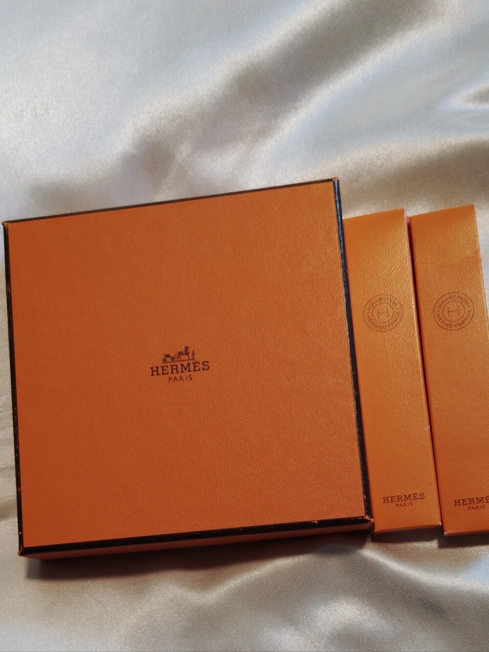 New Empty HERMES Gift Box, Ribbon and Samples